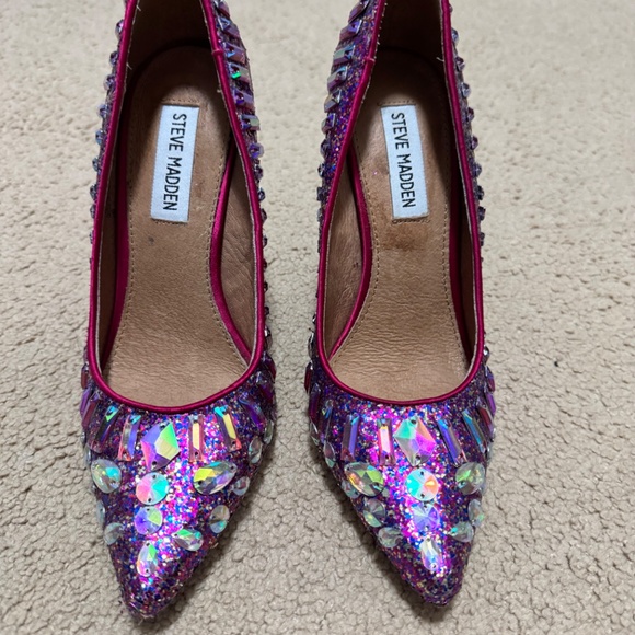 Steve Madden Sparkly Rhinestone Heels – Size 6.5 - Picture 3 of 4